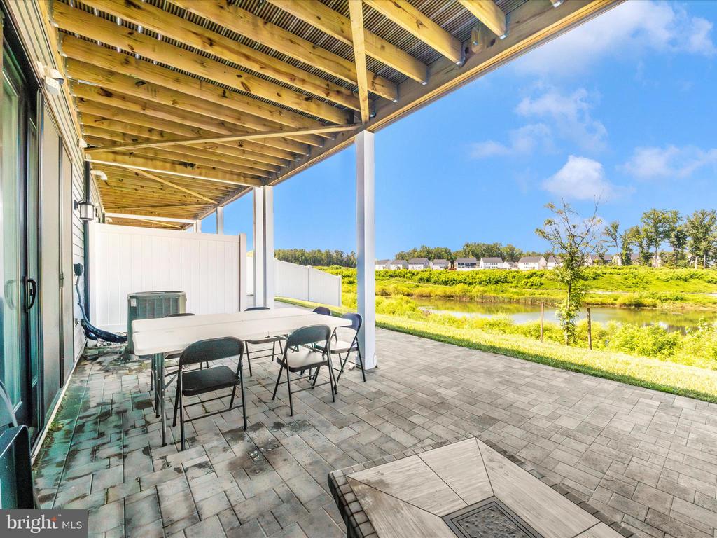 605 GLEN LAKE DRIVE