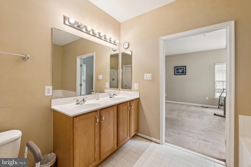 10112 COLLINGTON CAMPUS WAY 7