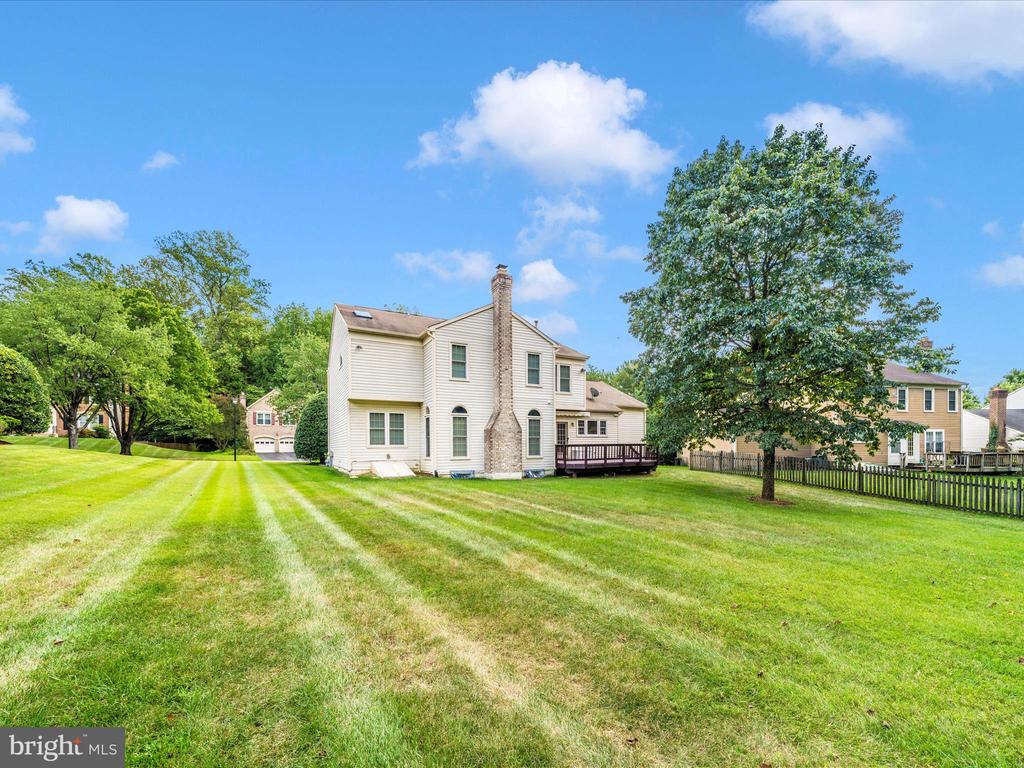 5604 BIDEFORD COURT