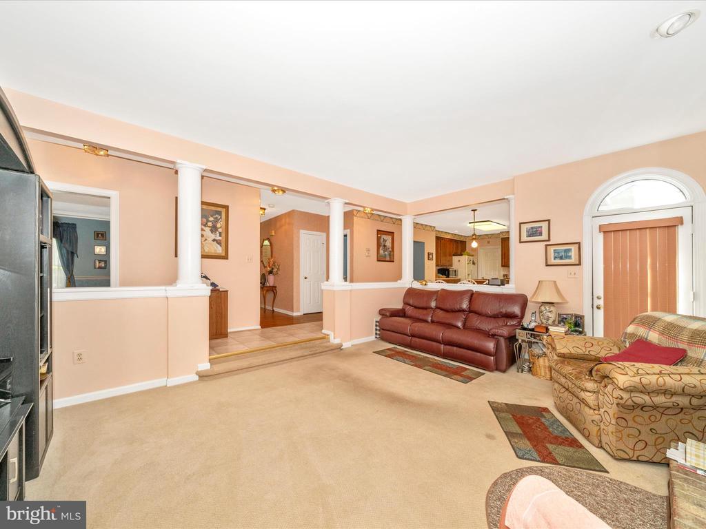 5604 BIDEFORD COURT