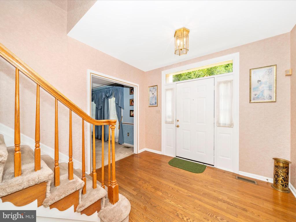 5604 BIDEFORD COURT