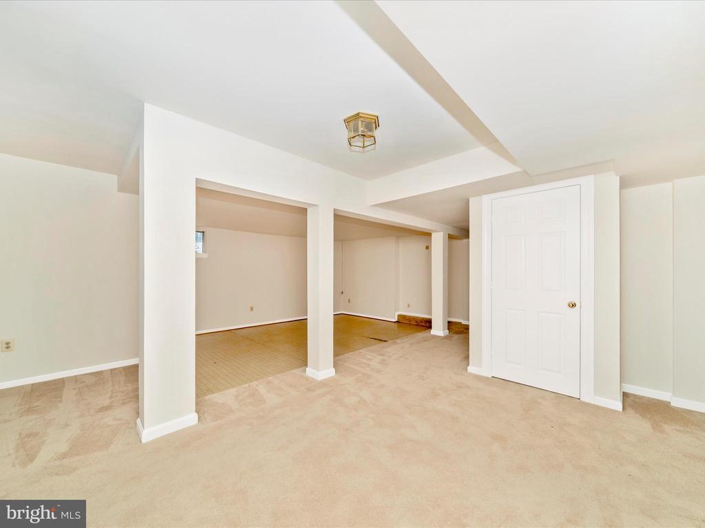 5604 BIDEFORD COURT
