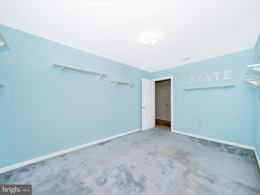 5604 BIDEFORD COURT