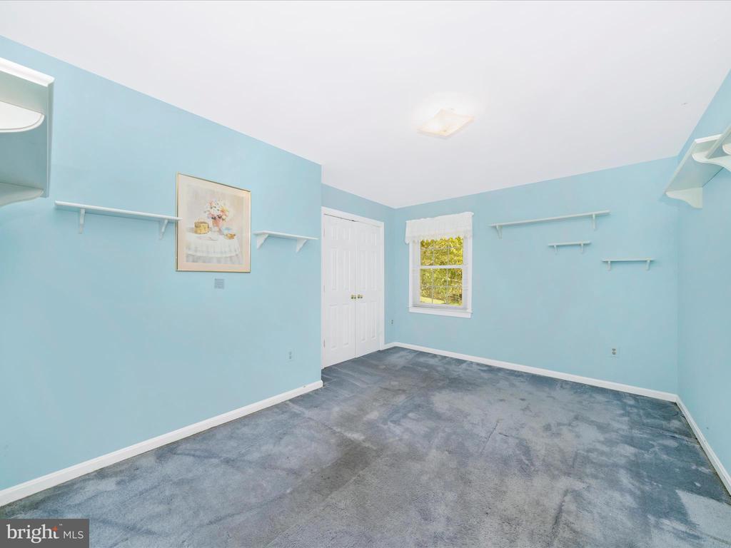 5604 BIDEFORD COURT