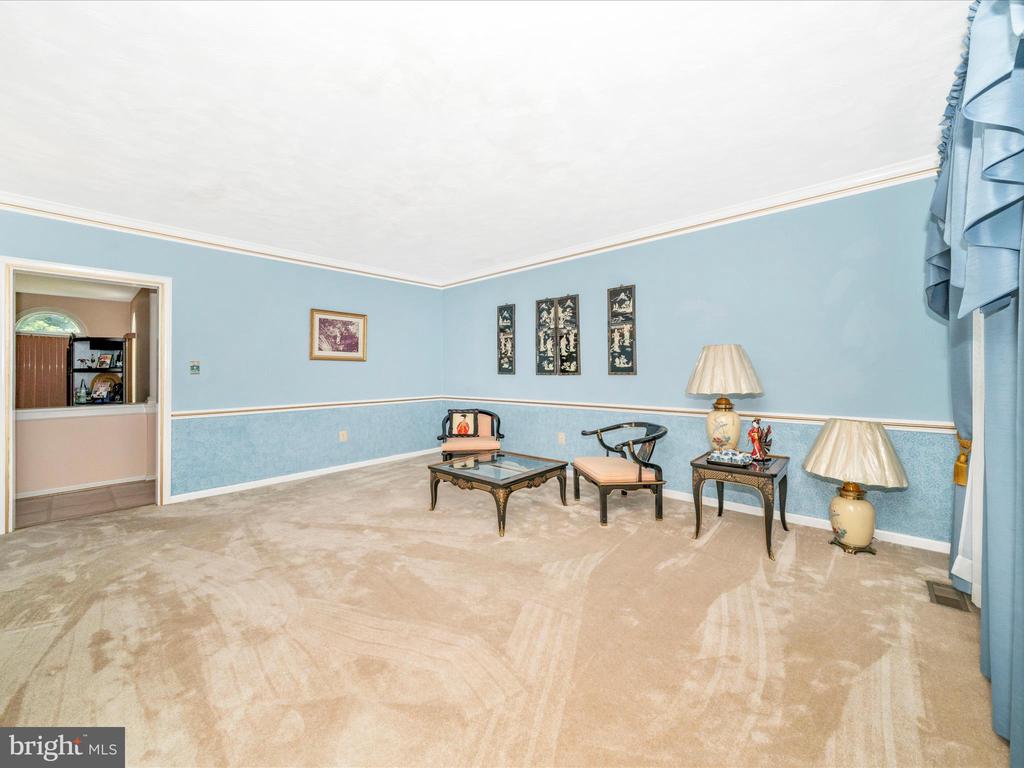 5604 BIDEFORD COURT