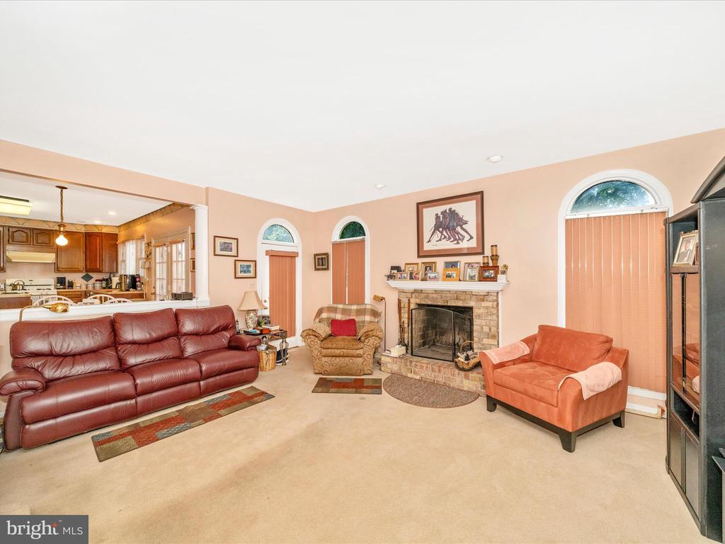 5604 BIDEFORD COURT
