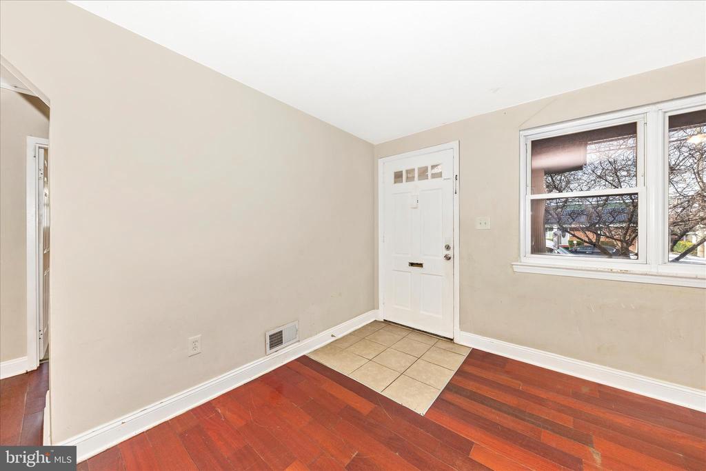 8109 RIGGS ROAD