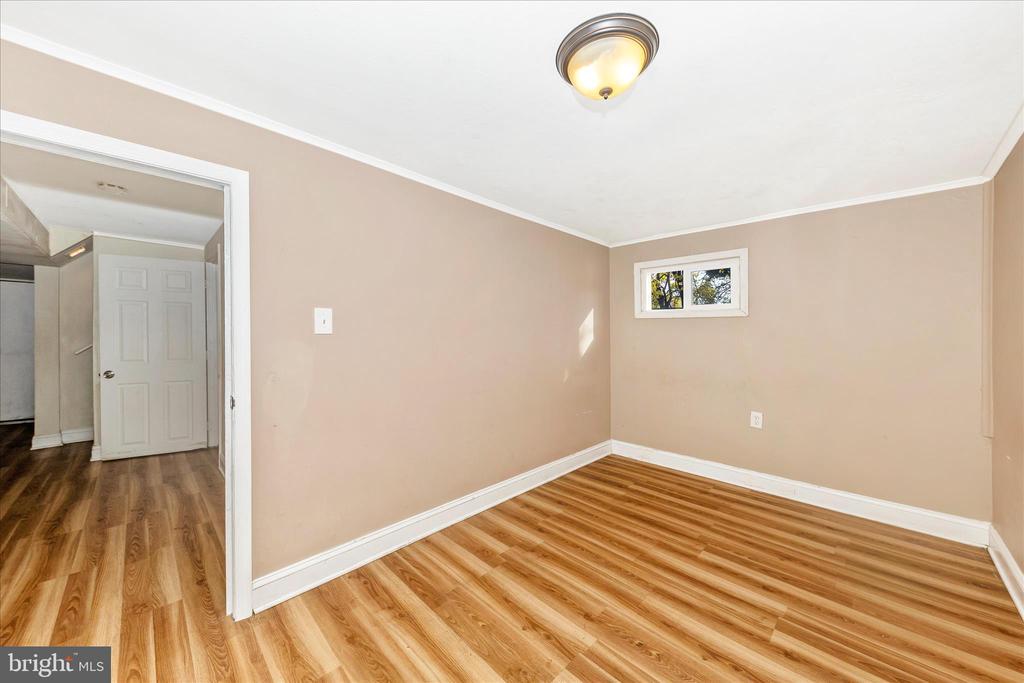 8109 RIGGS ROAD