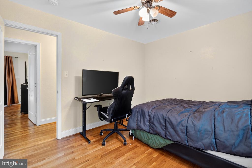 14300 MEDWICK COURT