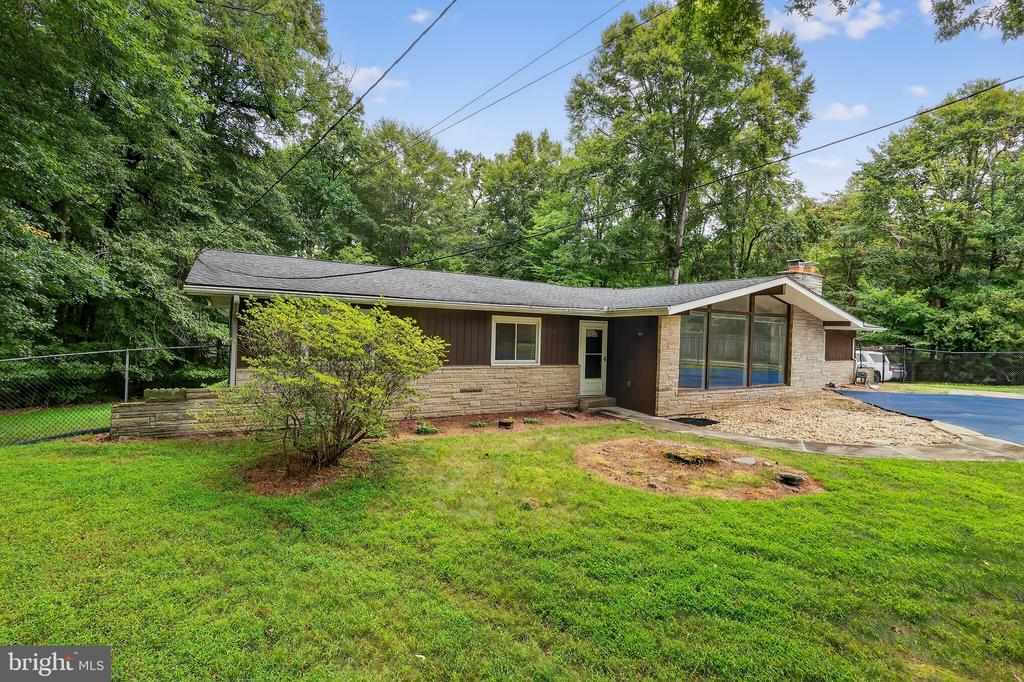 14300 MEDWICK COURT