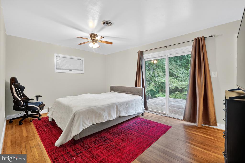 14300 MEDWICK COURT