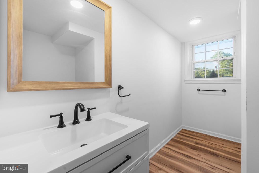 8501 CARROLLTON PARKWAY
