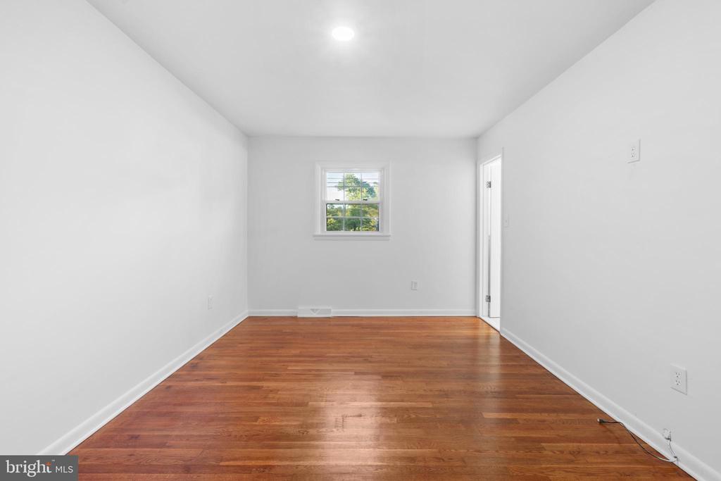 8501 CARROLLTON PARKWAY