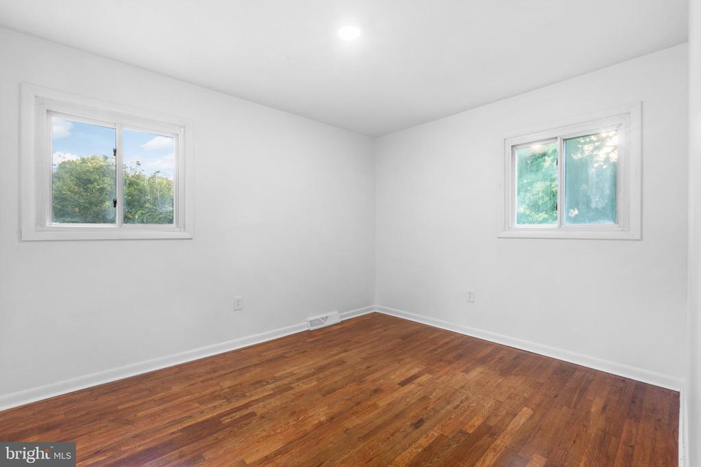 8501 CARROLLTON PARKWAY