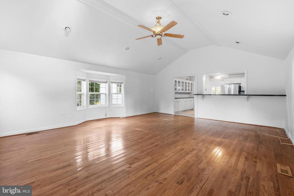 8501 CARROLLTON PARKWAY