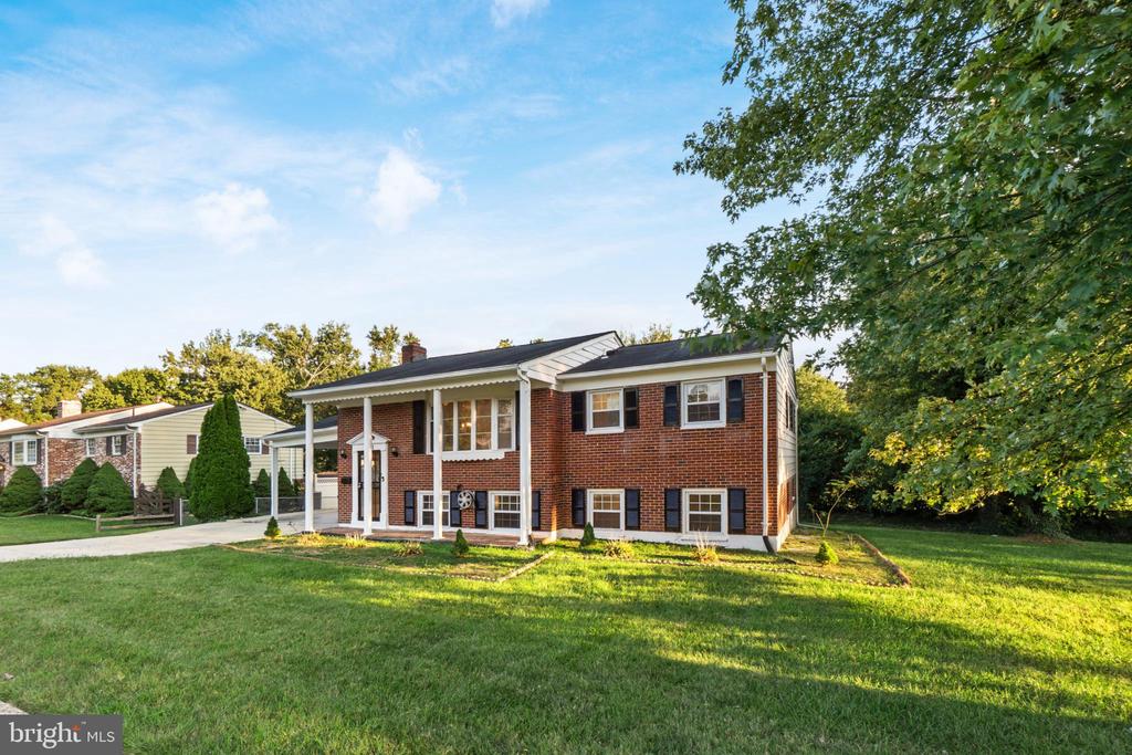 8501 CARROLLTON PARKWAY