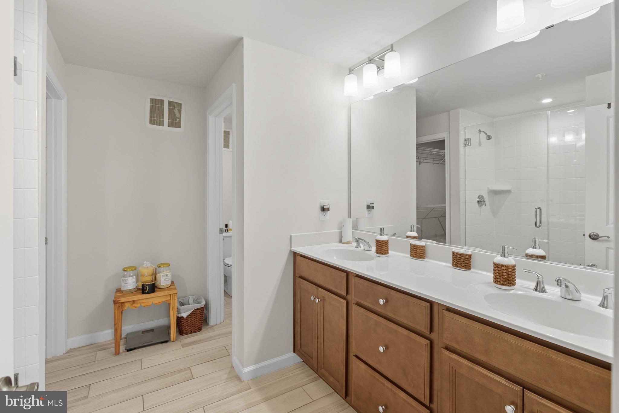 10412 JOHN GLENN STREET