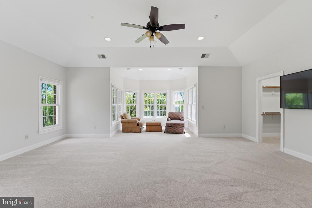 12705 LONGWATER DRIVE