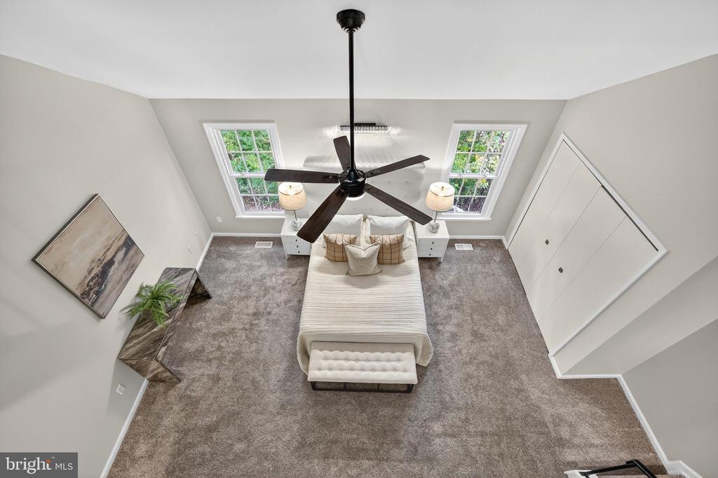 14211 OAKPOINTE DRIVE