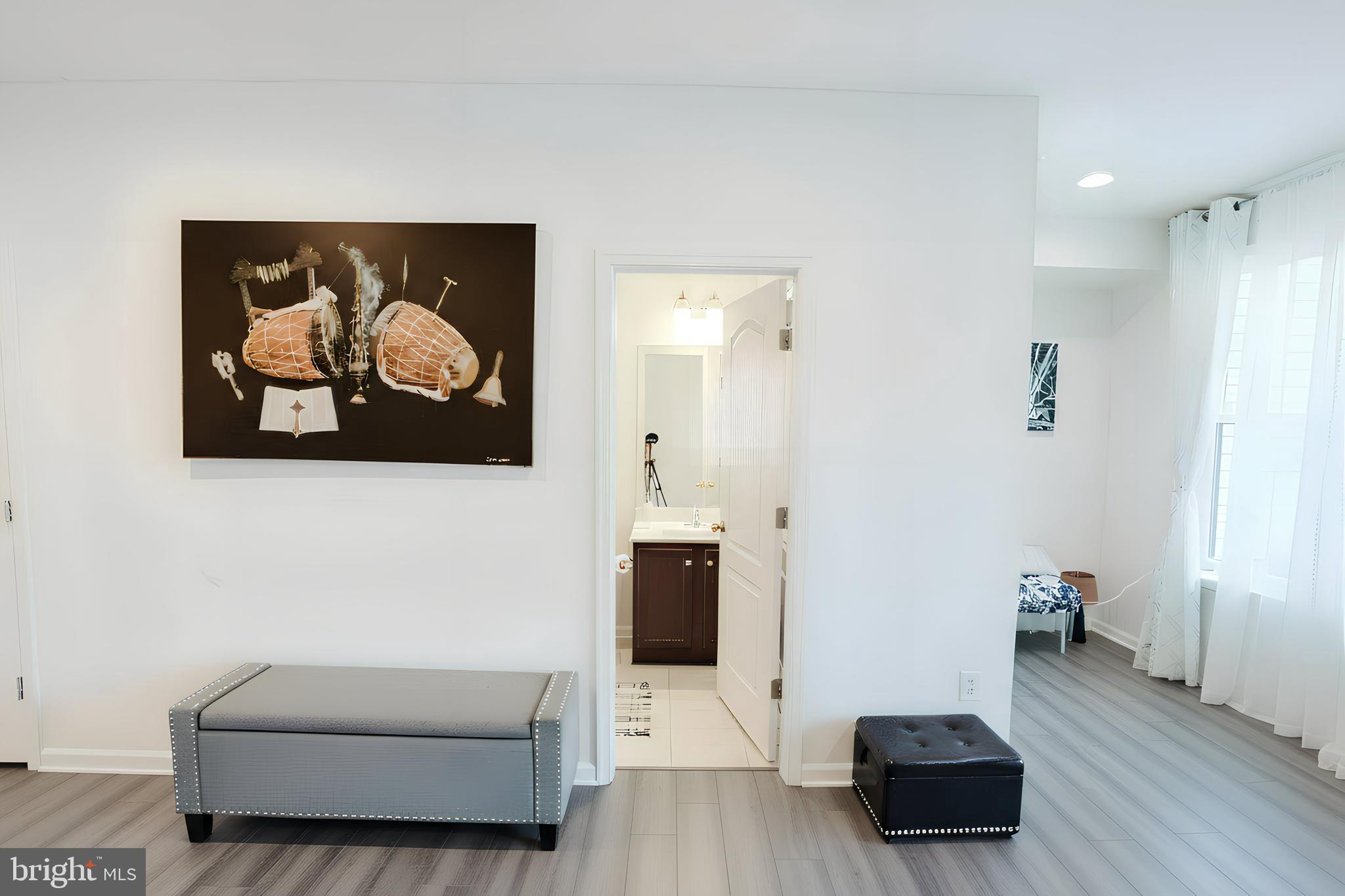 4939 VISTA GLEN LANE