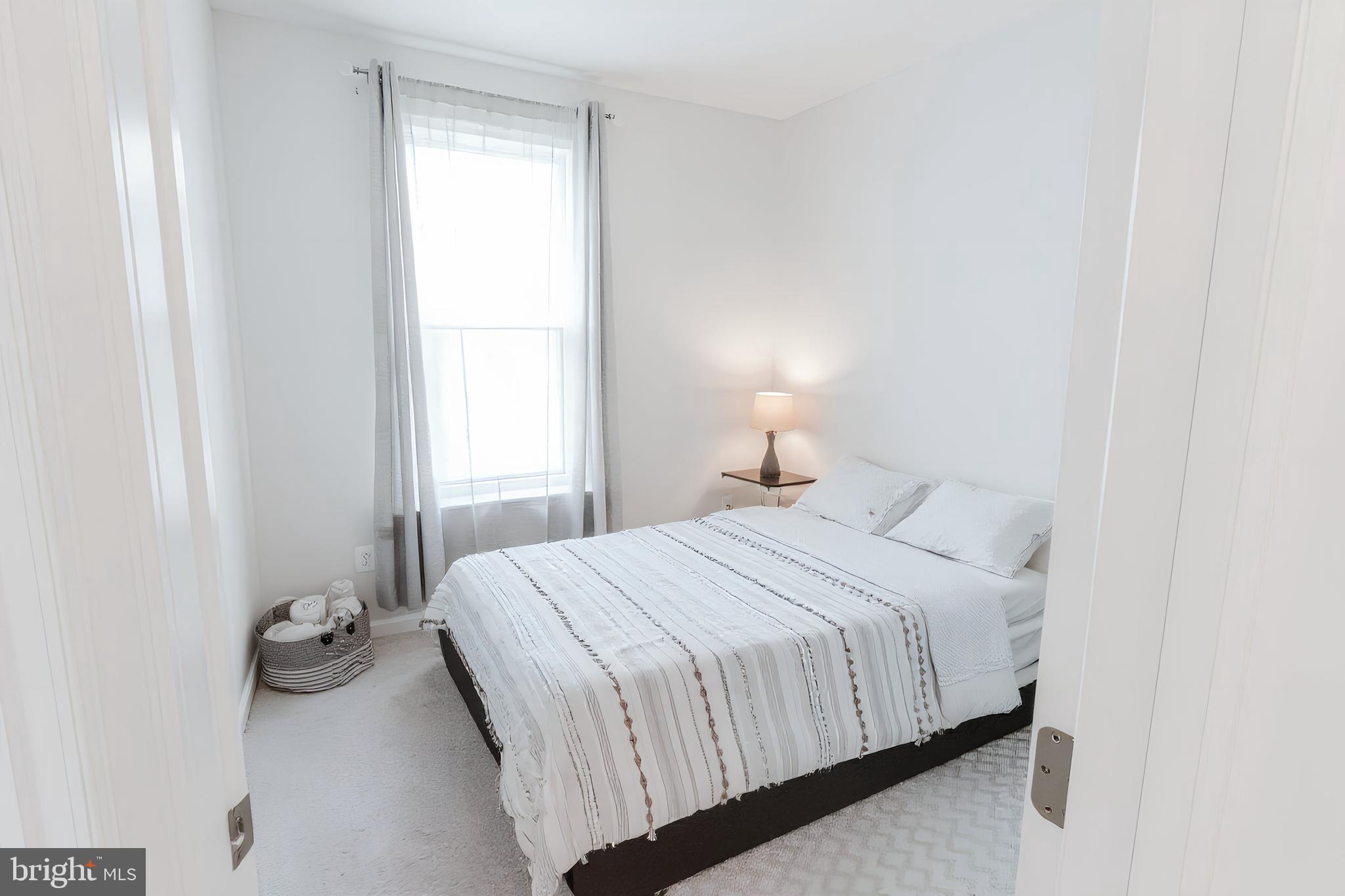 4939 VISTA GLEN LANE