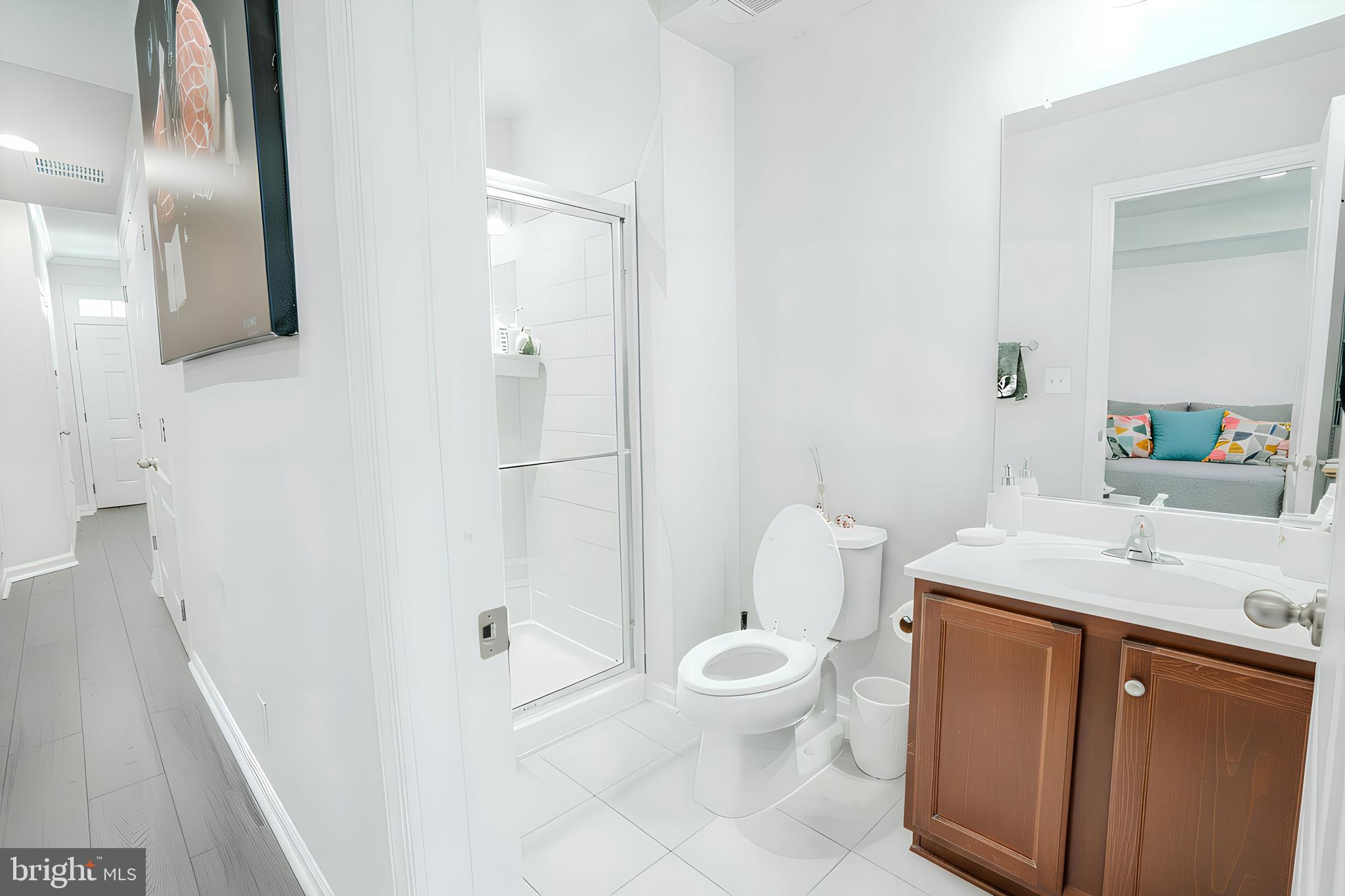 4939 VISTA GLEN LANE