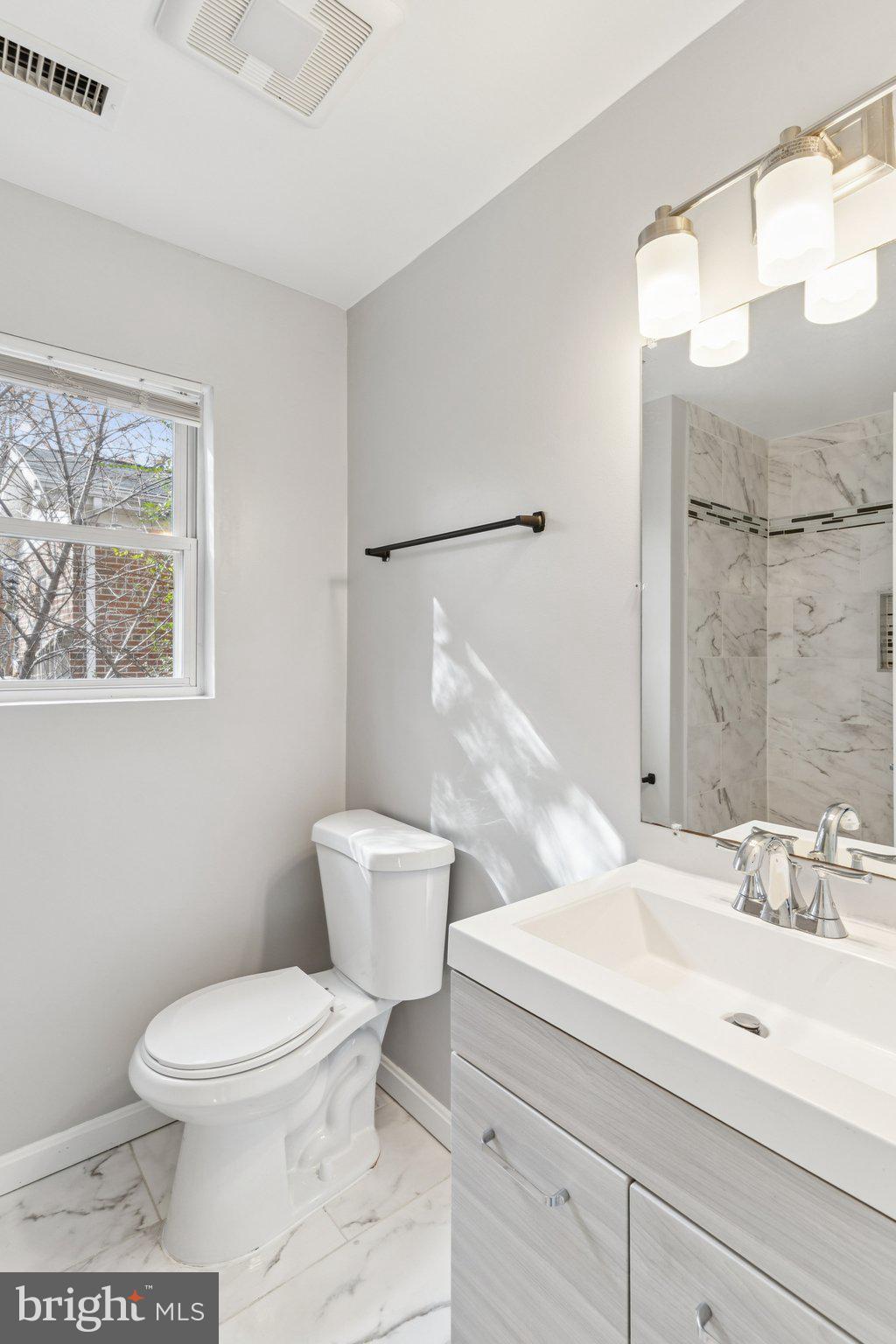 3524 PINEVALE AVENUE