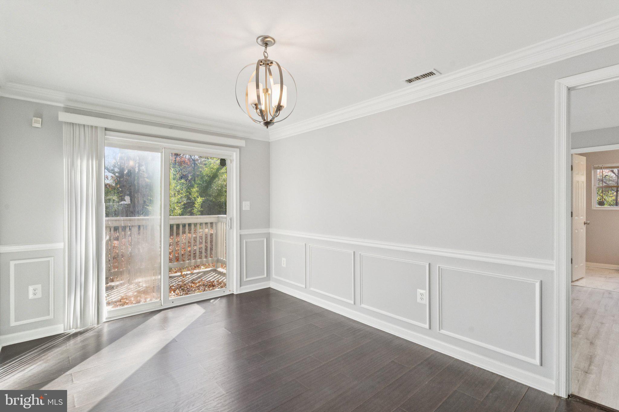 3524 PINEVALE AVENUE