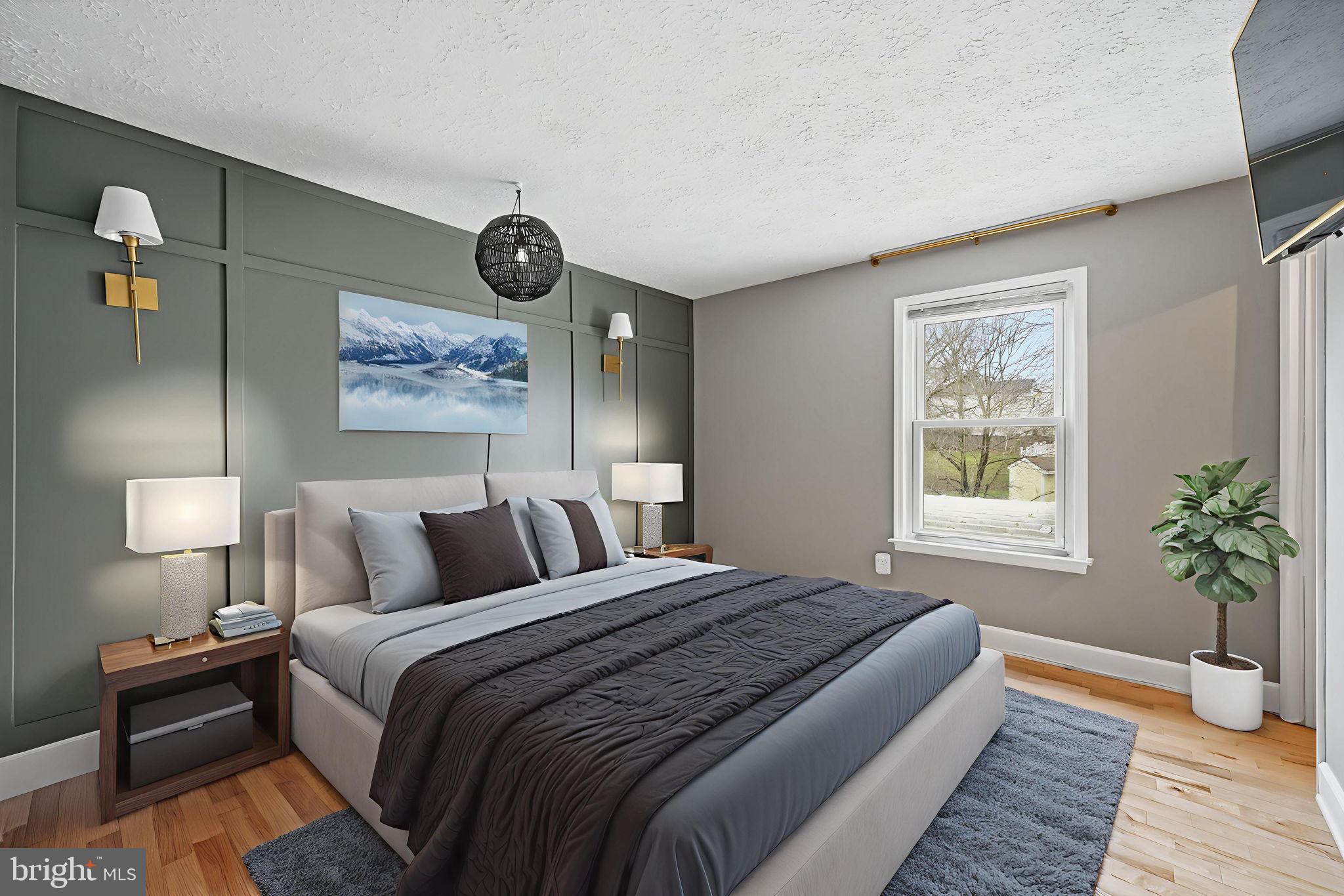 10748 HOLLAWAY DRIVE