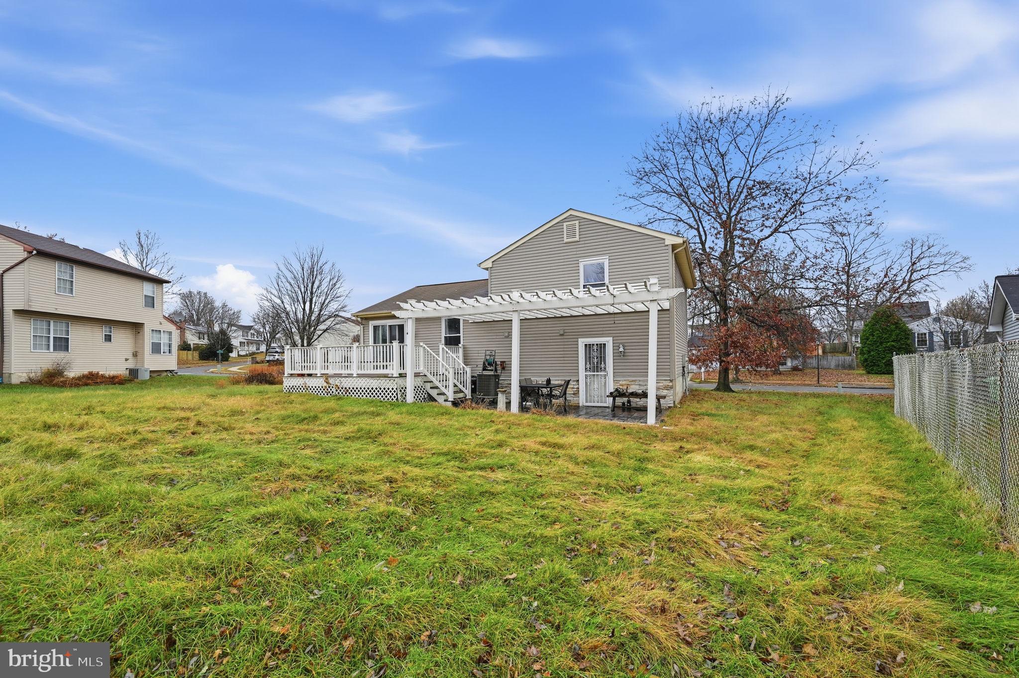 10748 HOLLAWAY DRIVE