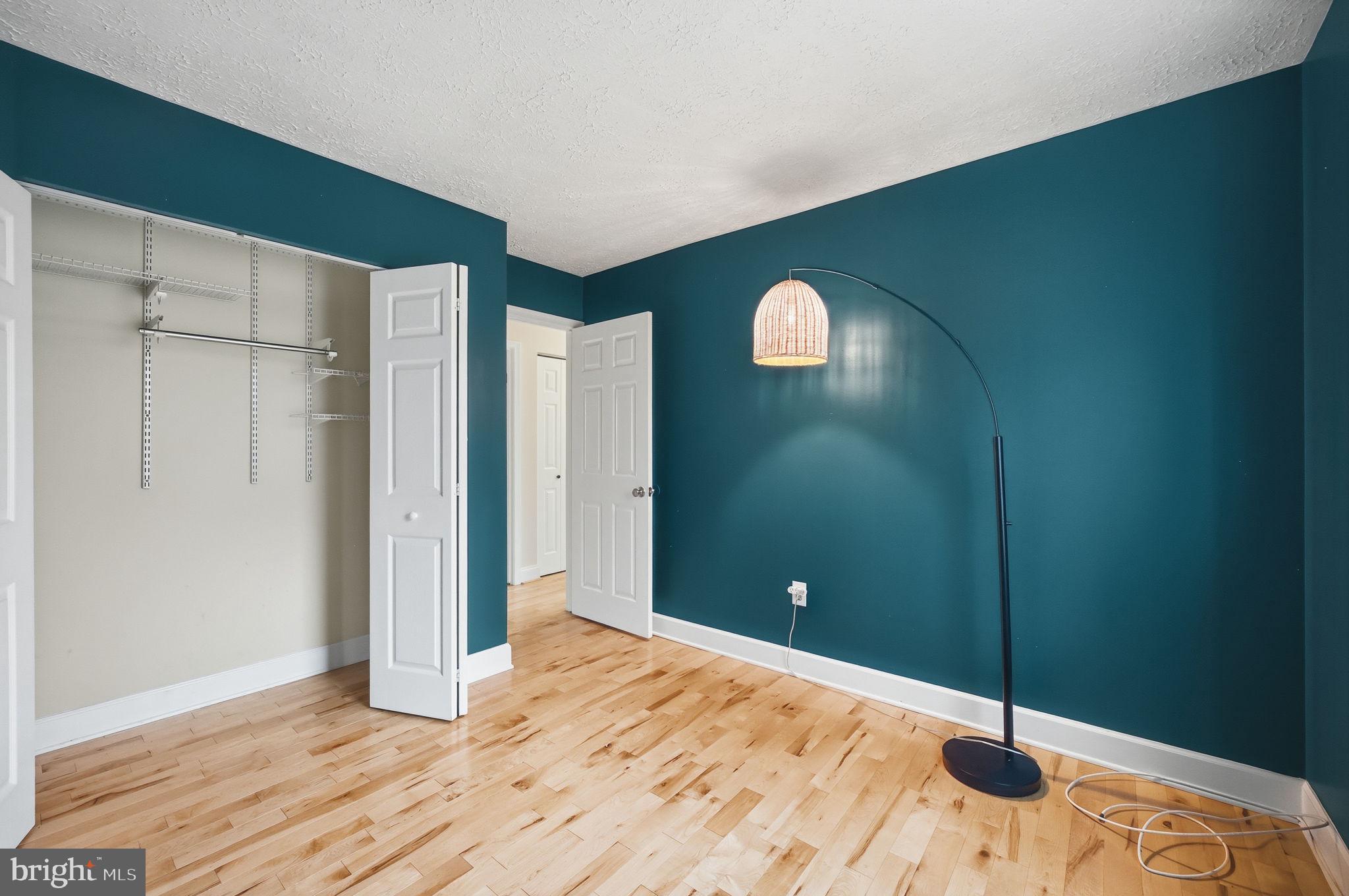 10748 HOLLAWAY DRIVE