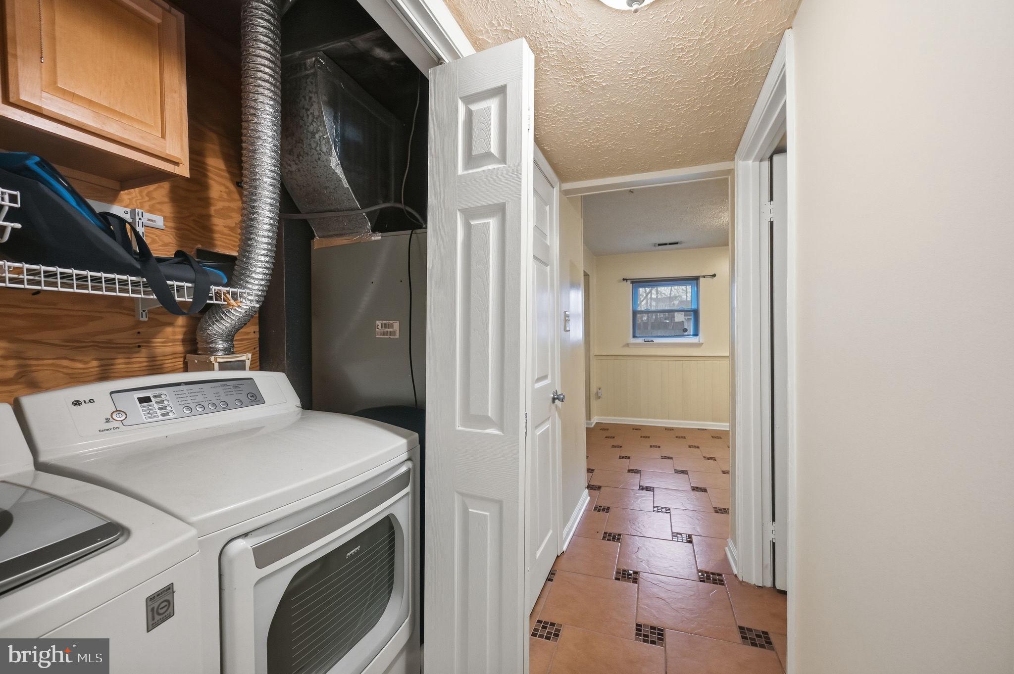 10748 HOLLAWAY DRIVE