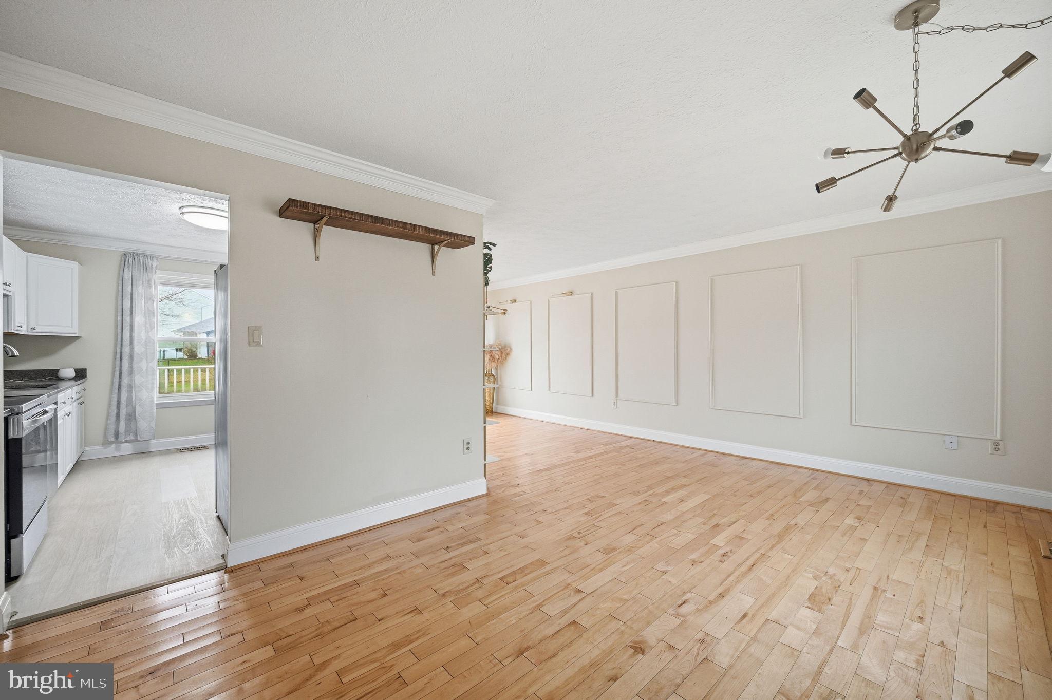 10748 HOLLAWAY DRIVE