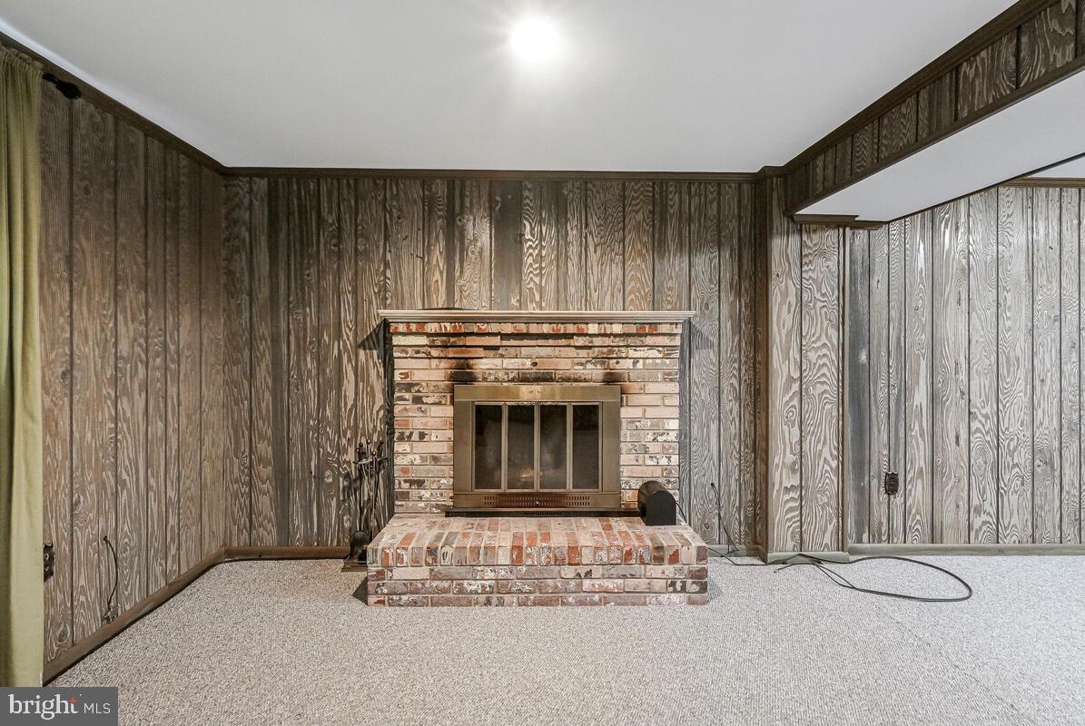 6912 EILERSON STREET