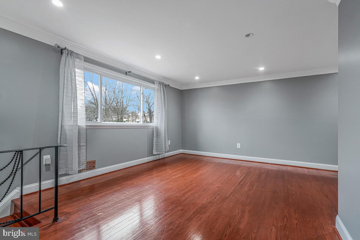 6912 EILERSON STREET