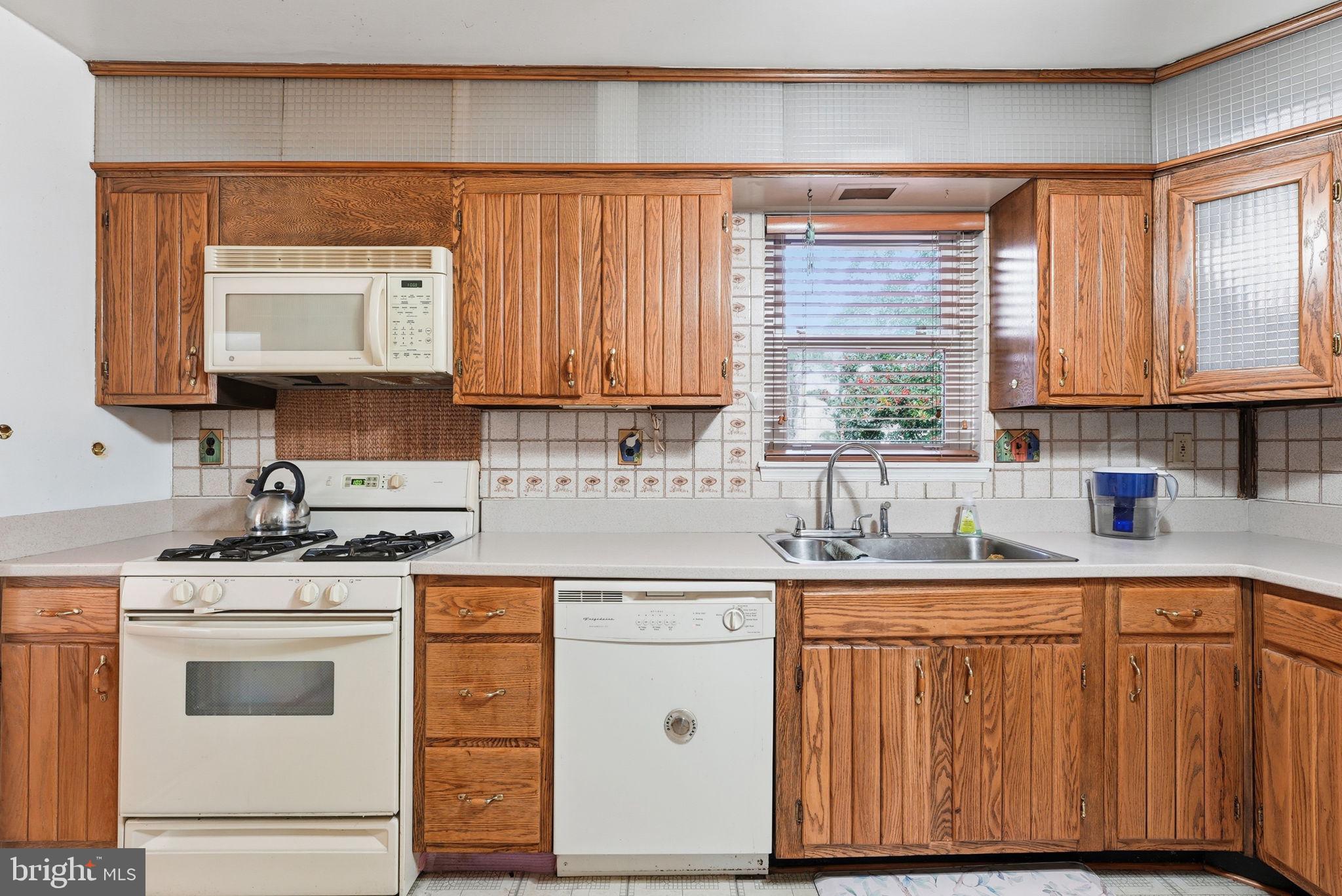 12204 CHESTERTON DRIVE