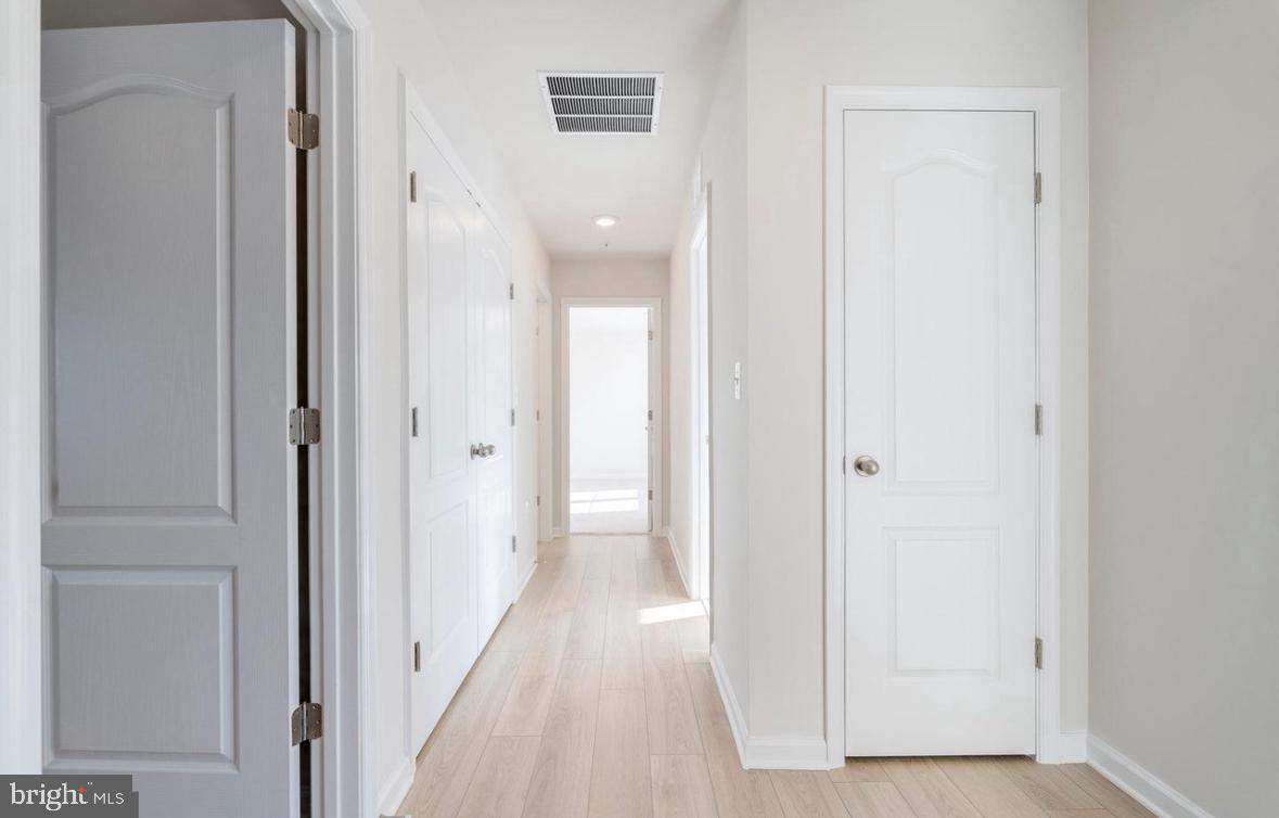 10810 MERIDIAN HILL WAY