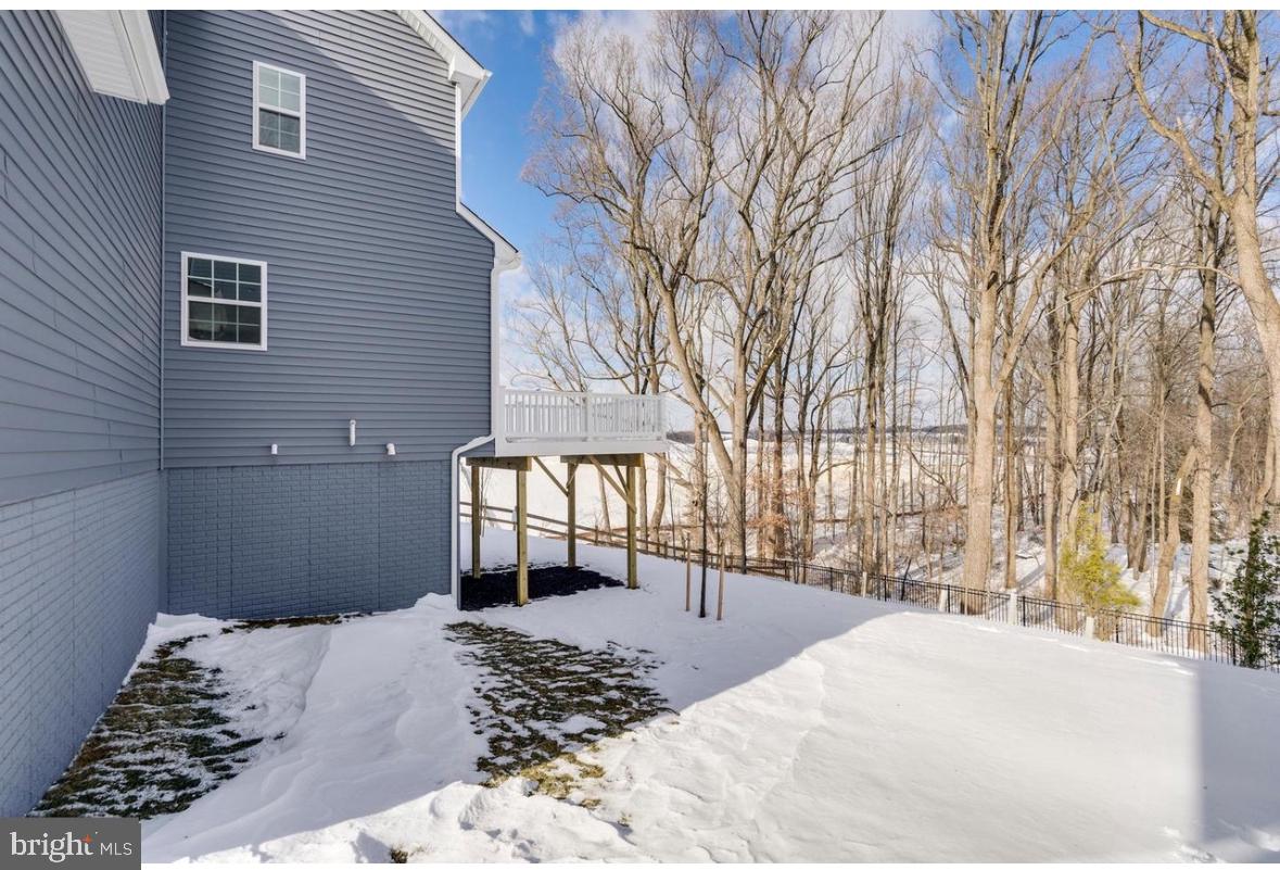 10810 MERIDIAN HILL WAY