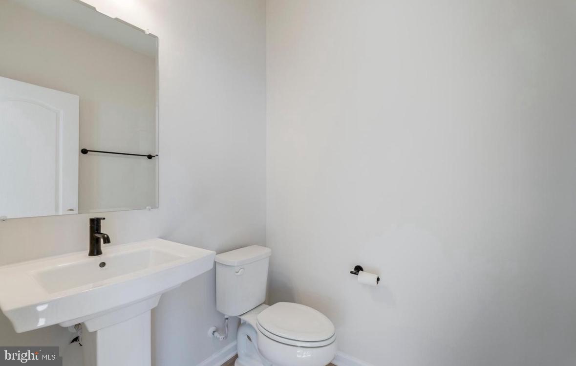 10810 MERIDIAN HILL WAY