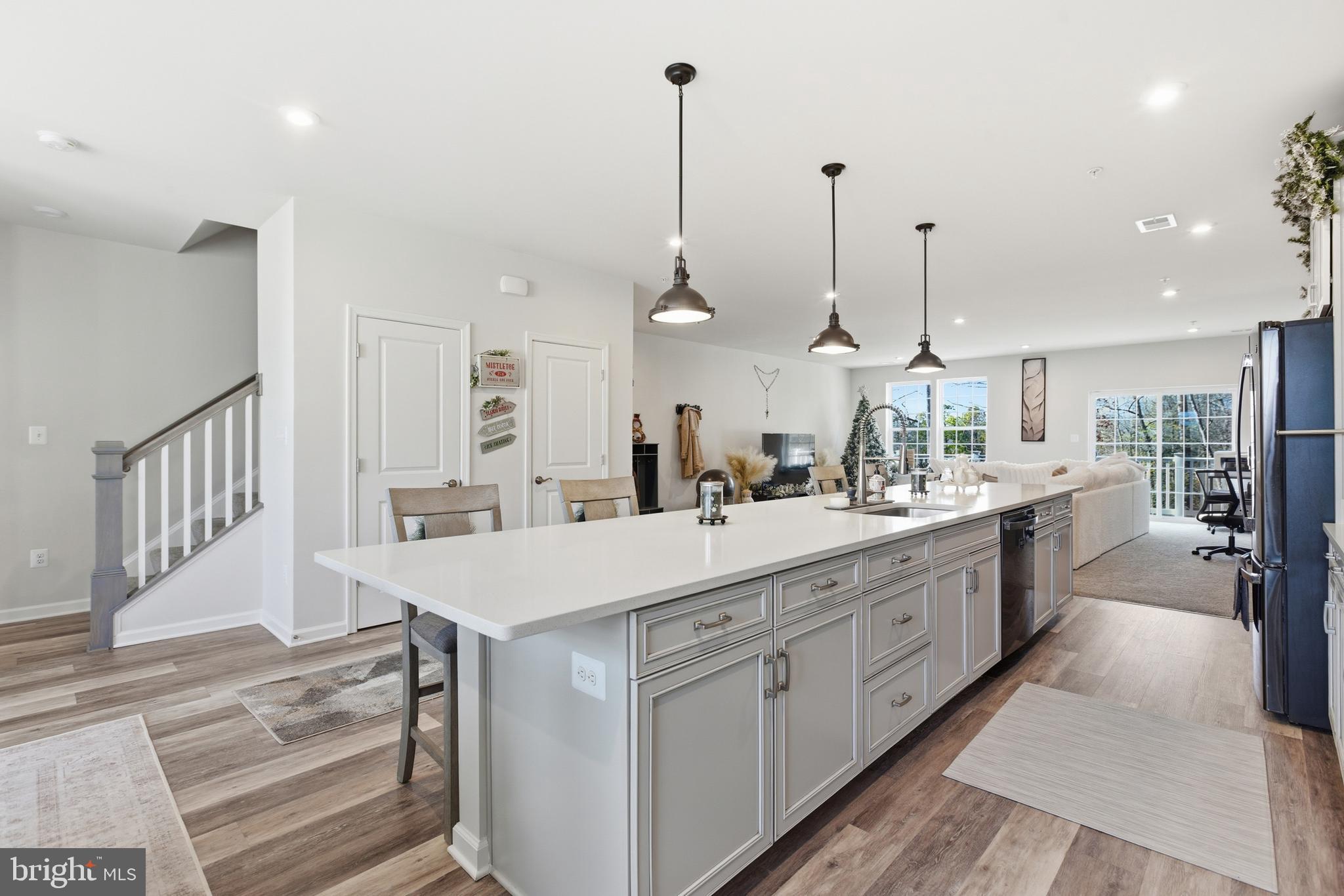 10414 JOHN GLENN STREET