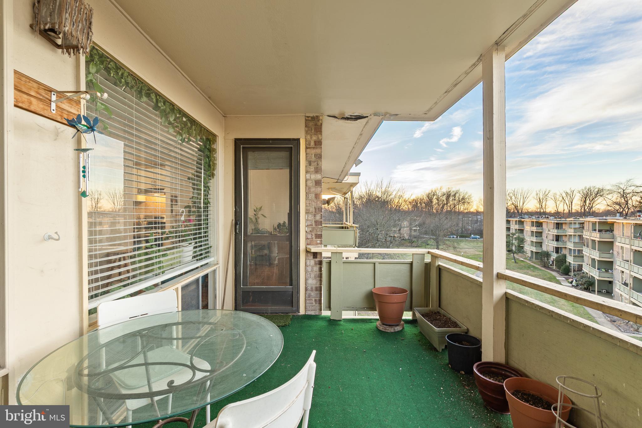 7244 DONNELL PLACE D-2