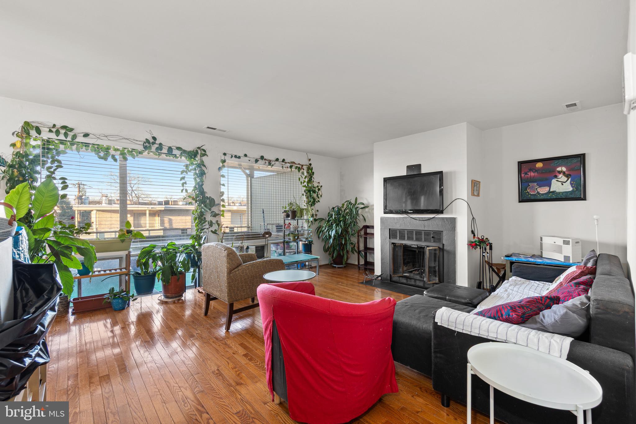 7244 DONNELL PLACE D-2