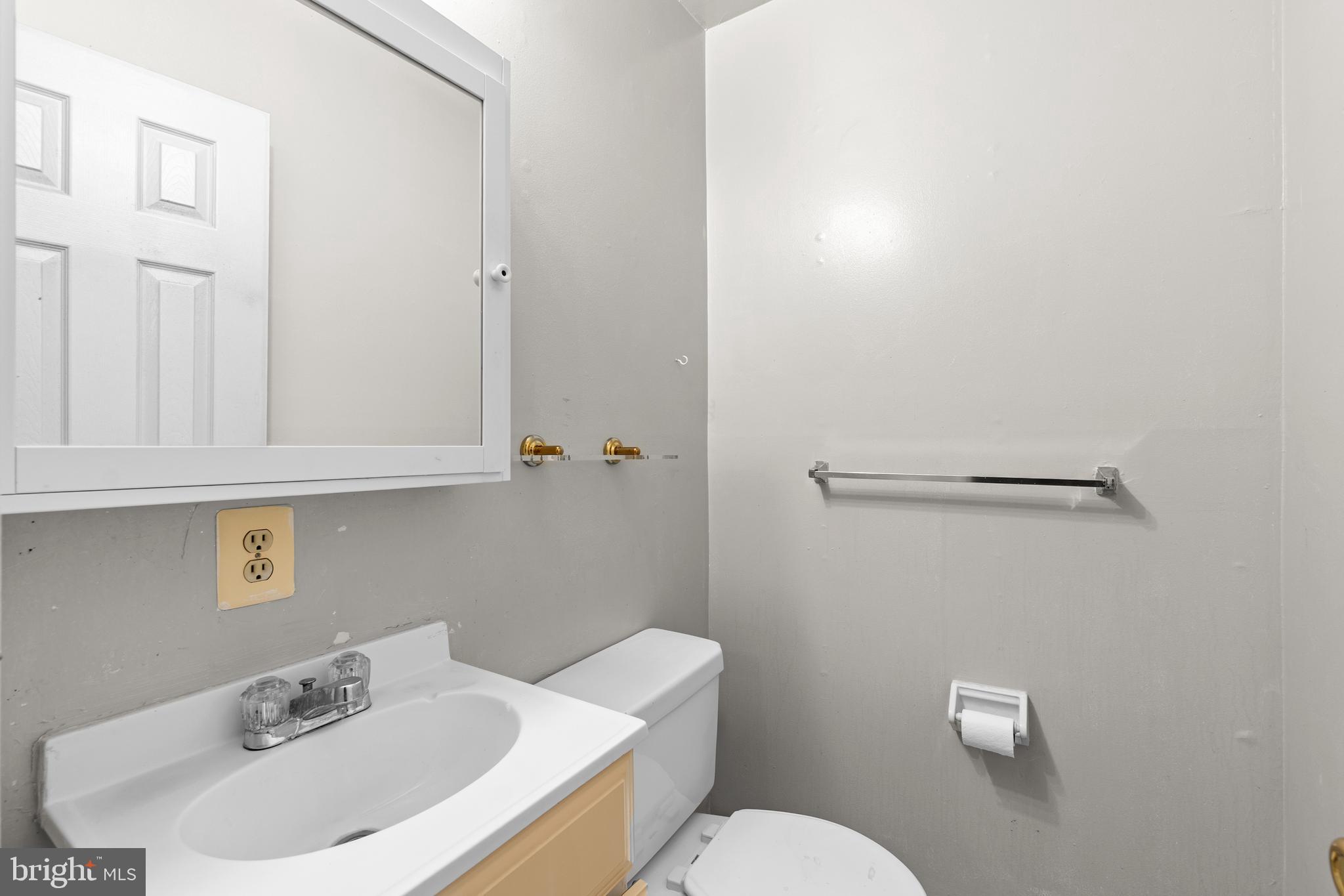 7244 DONNELL PLACE D-2