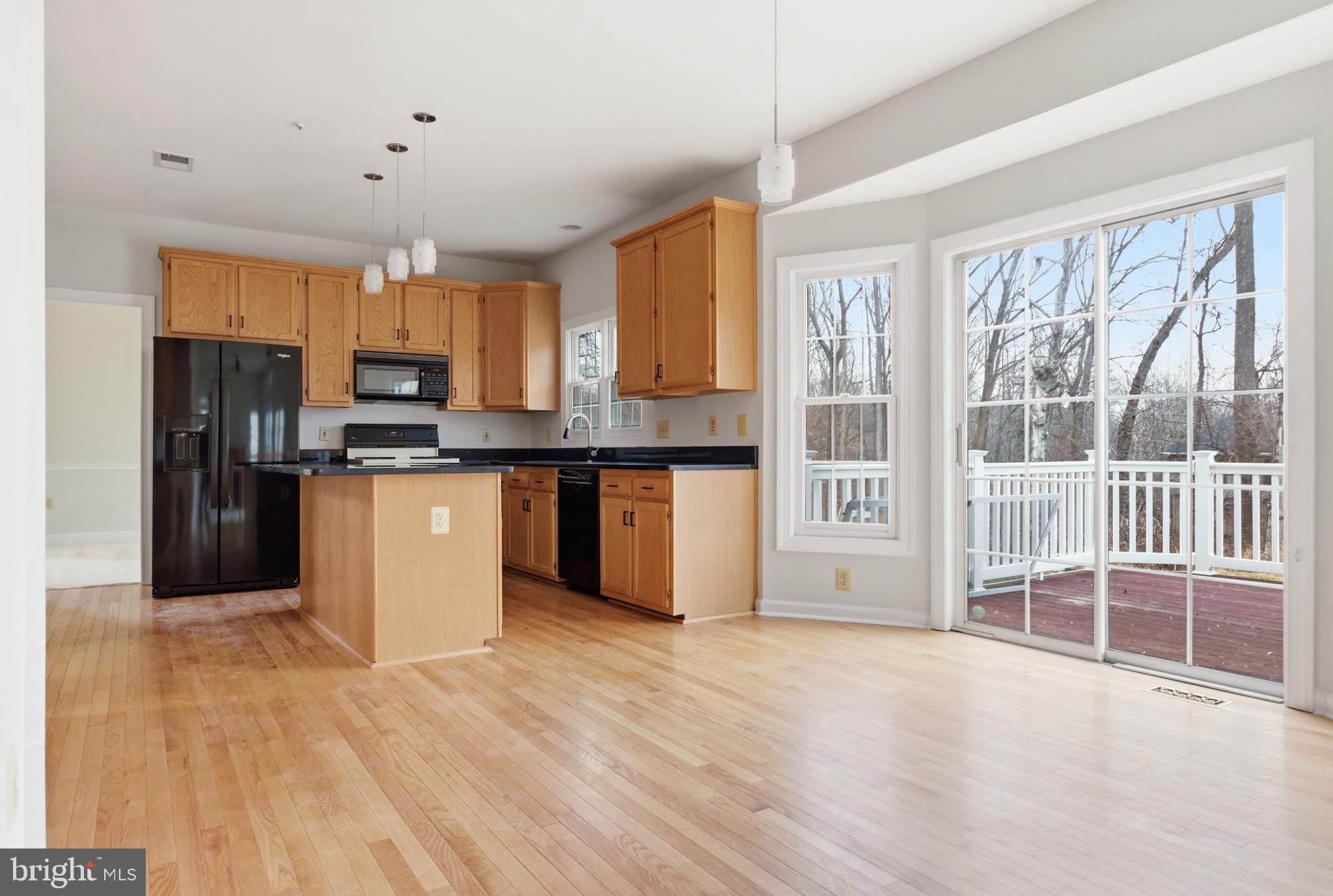 2207 ARCTIC FOX DRIVE