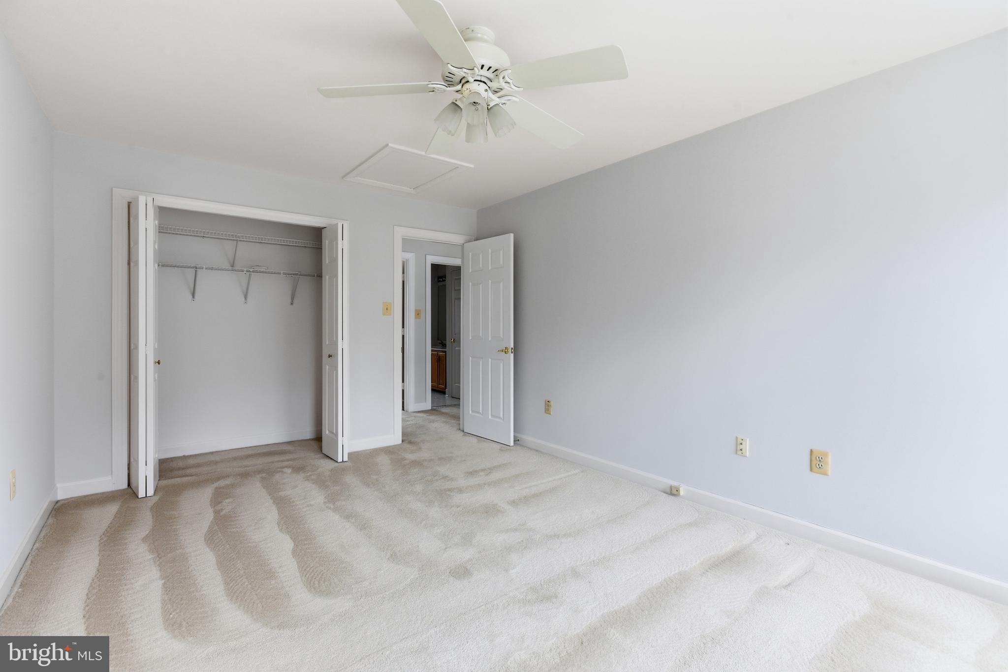 2207 ARCTIC FOX DRIVE