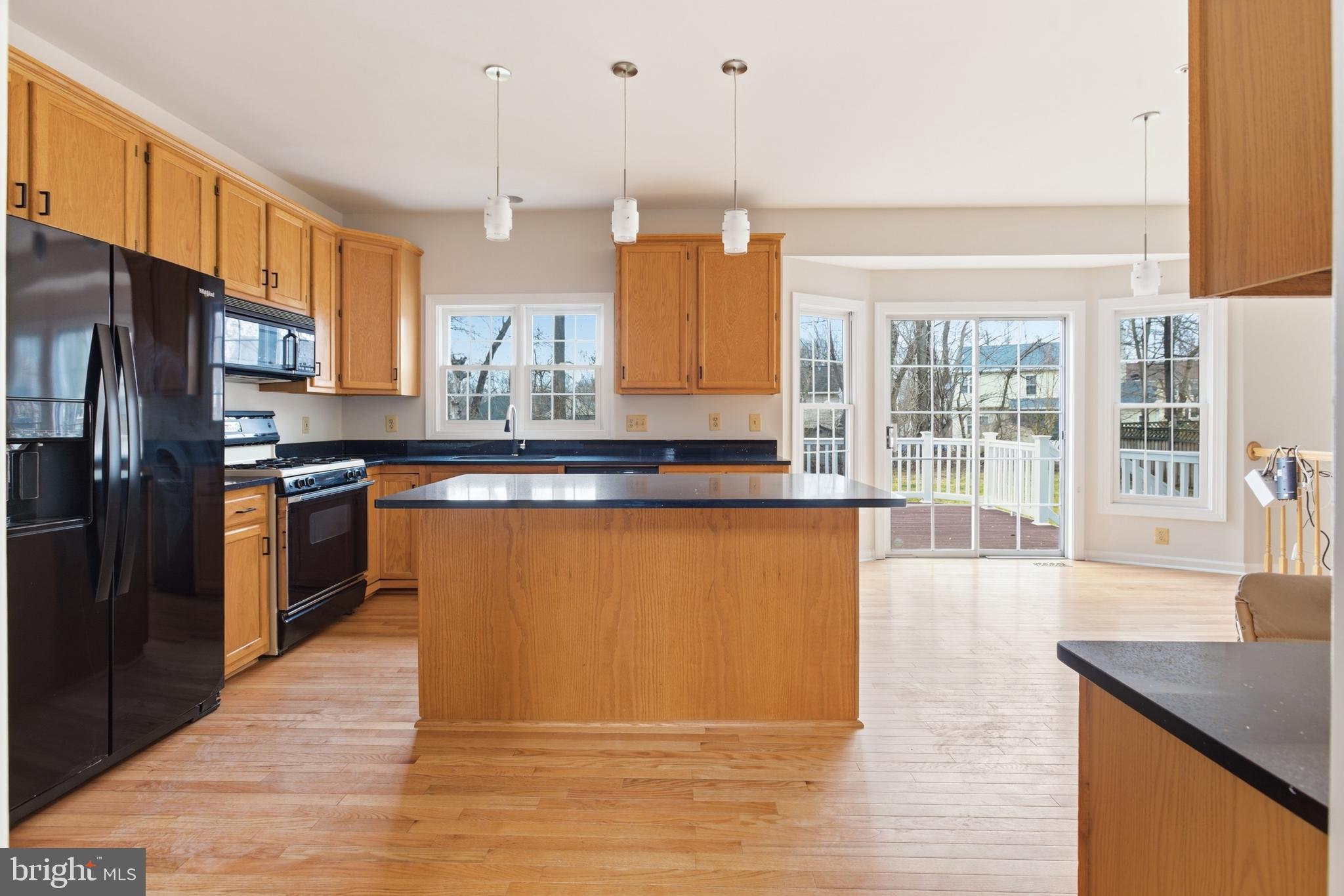 2207 ARCTIC FOX DRIVE