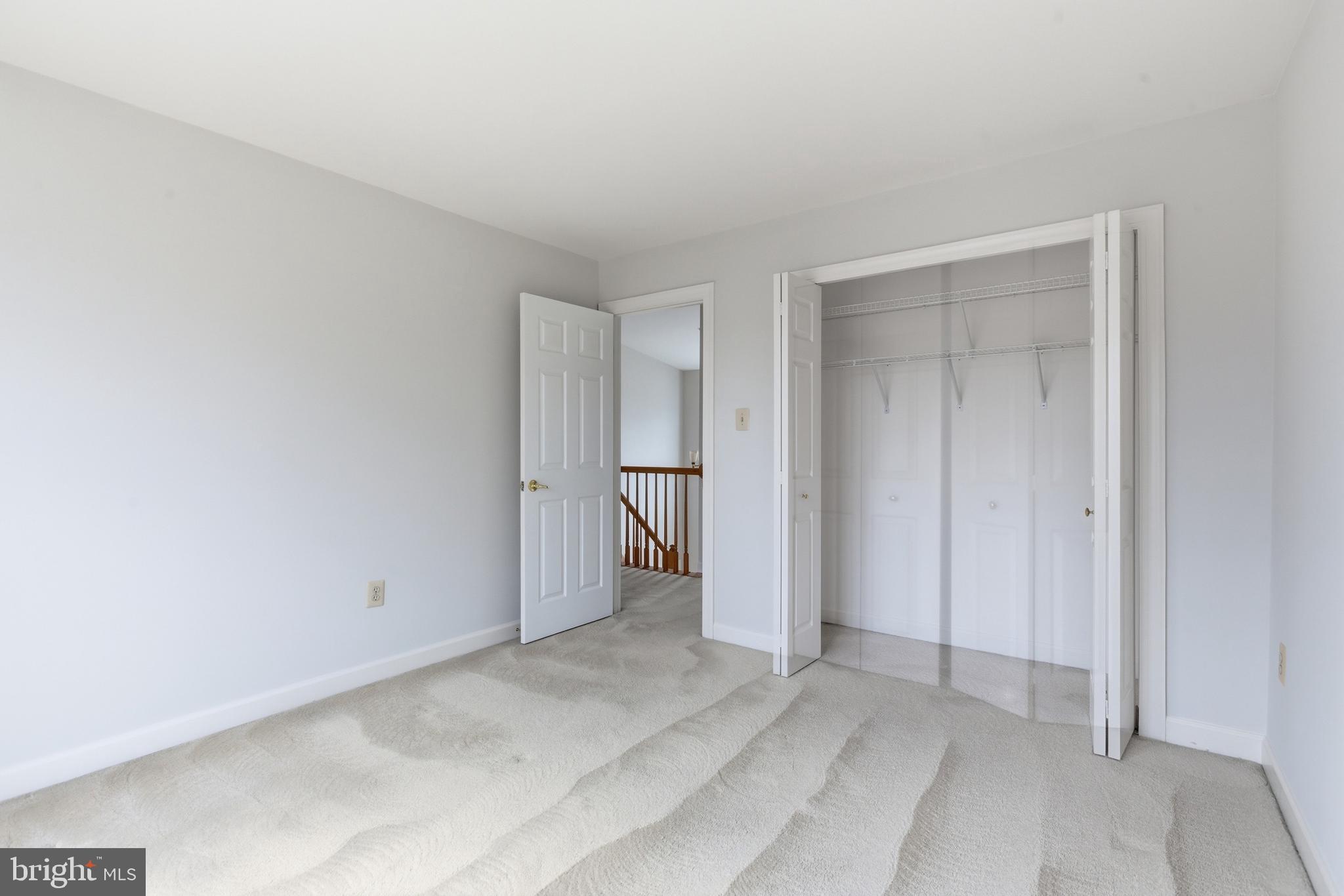 2207 ARCTIC FOX DRIVE