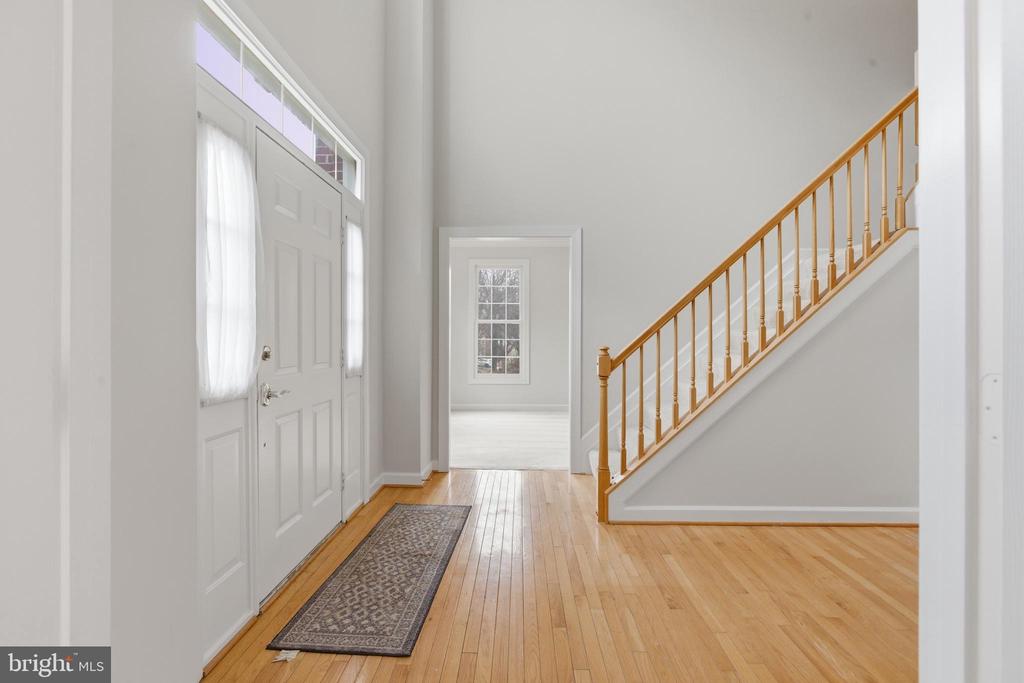 2207 ARCTIC FOX DRIVE