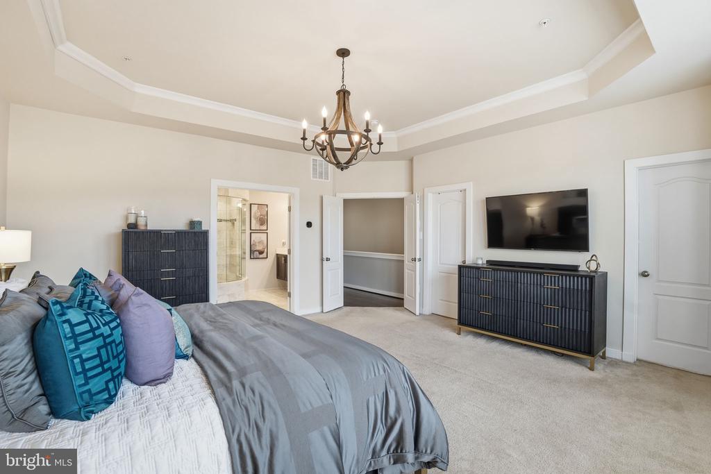 10609 OBSERVATORY PLACE