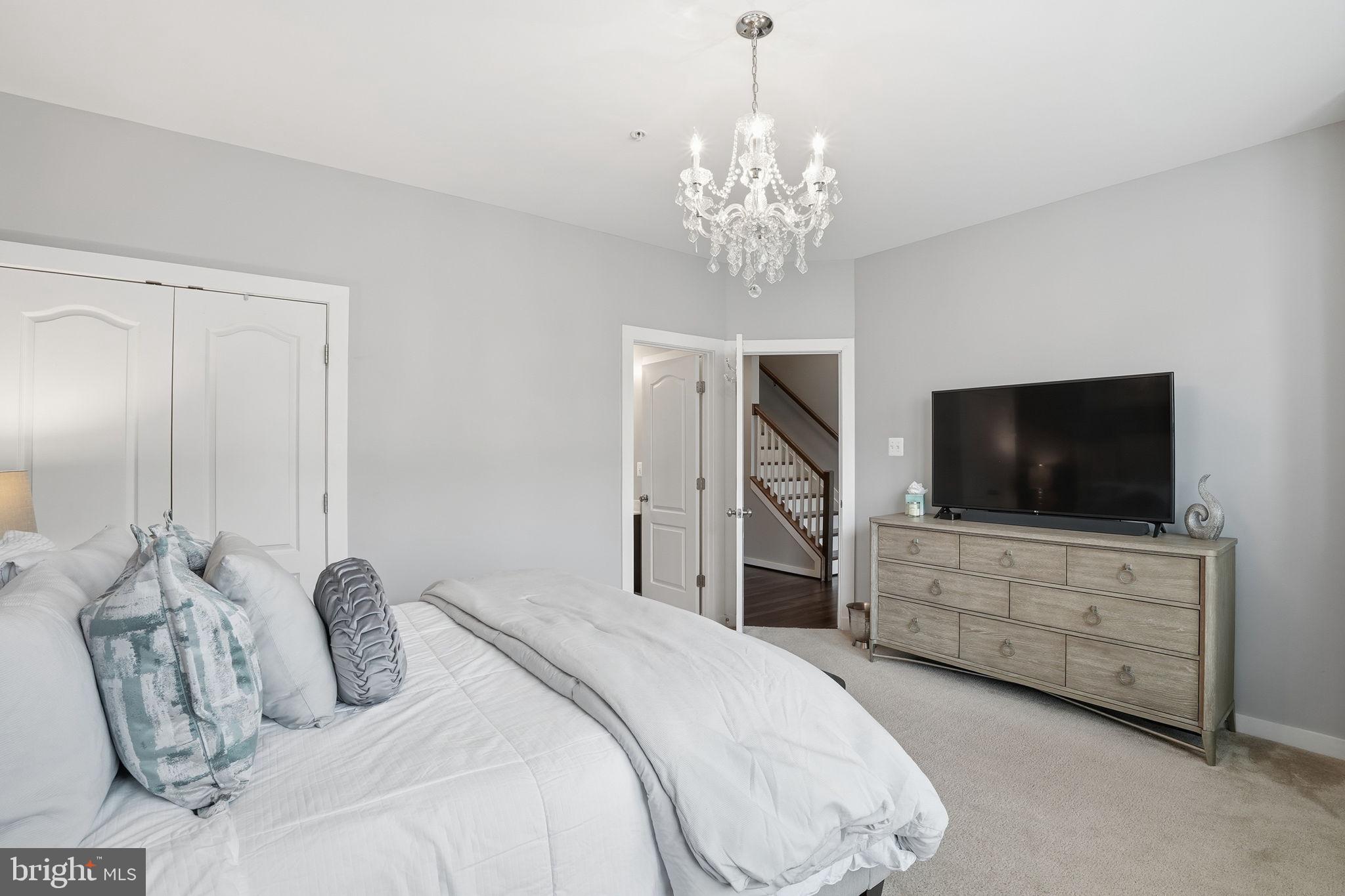 10609 OBSERVATORY PLACE